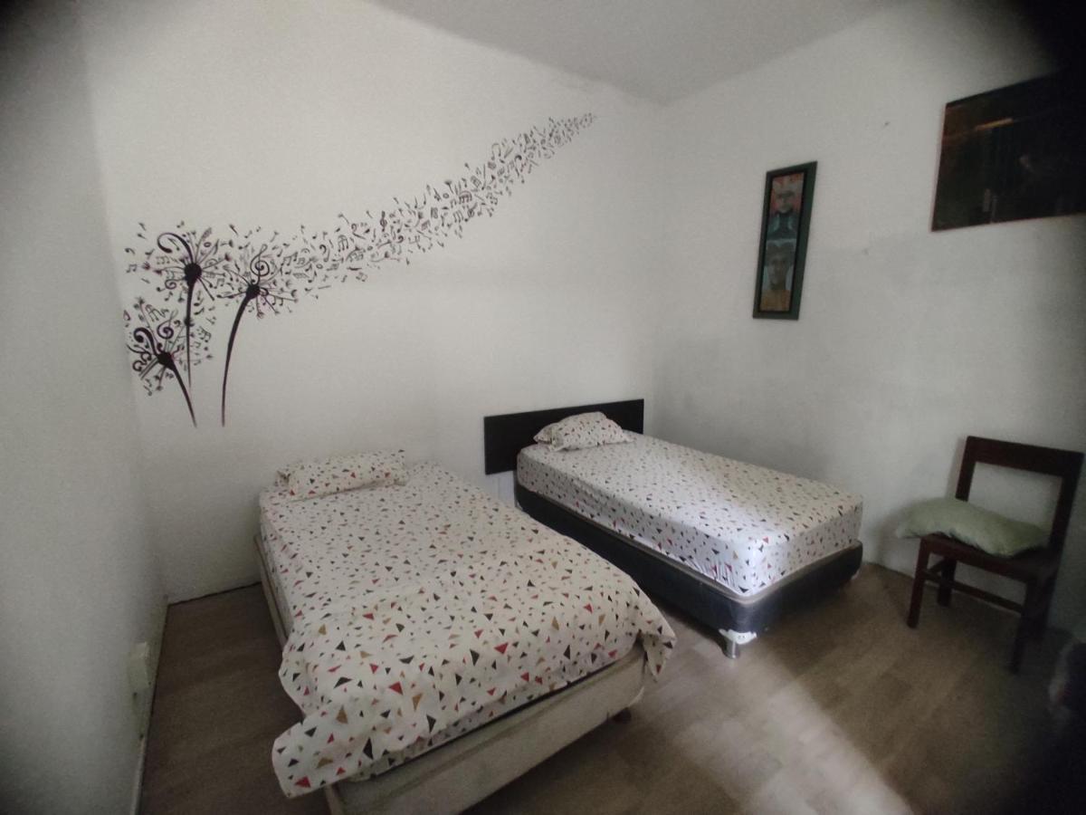 717 Pizarro Guesthouse ตรูคีโย ภายนอก รูปภาพ